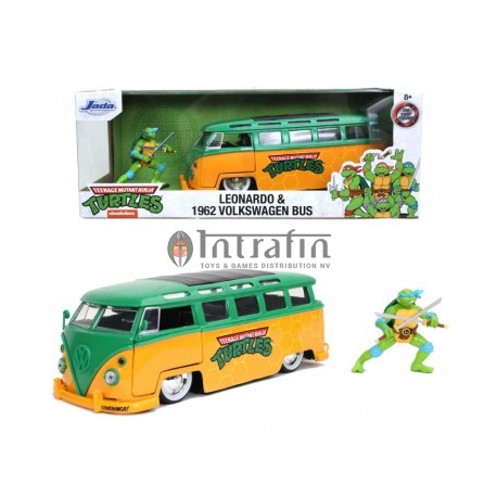 Turtles Leonardo 1962 VW Bus + Leonardo Figure 1:24